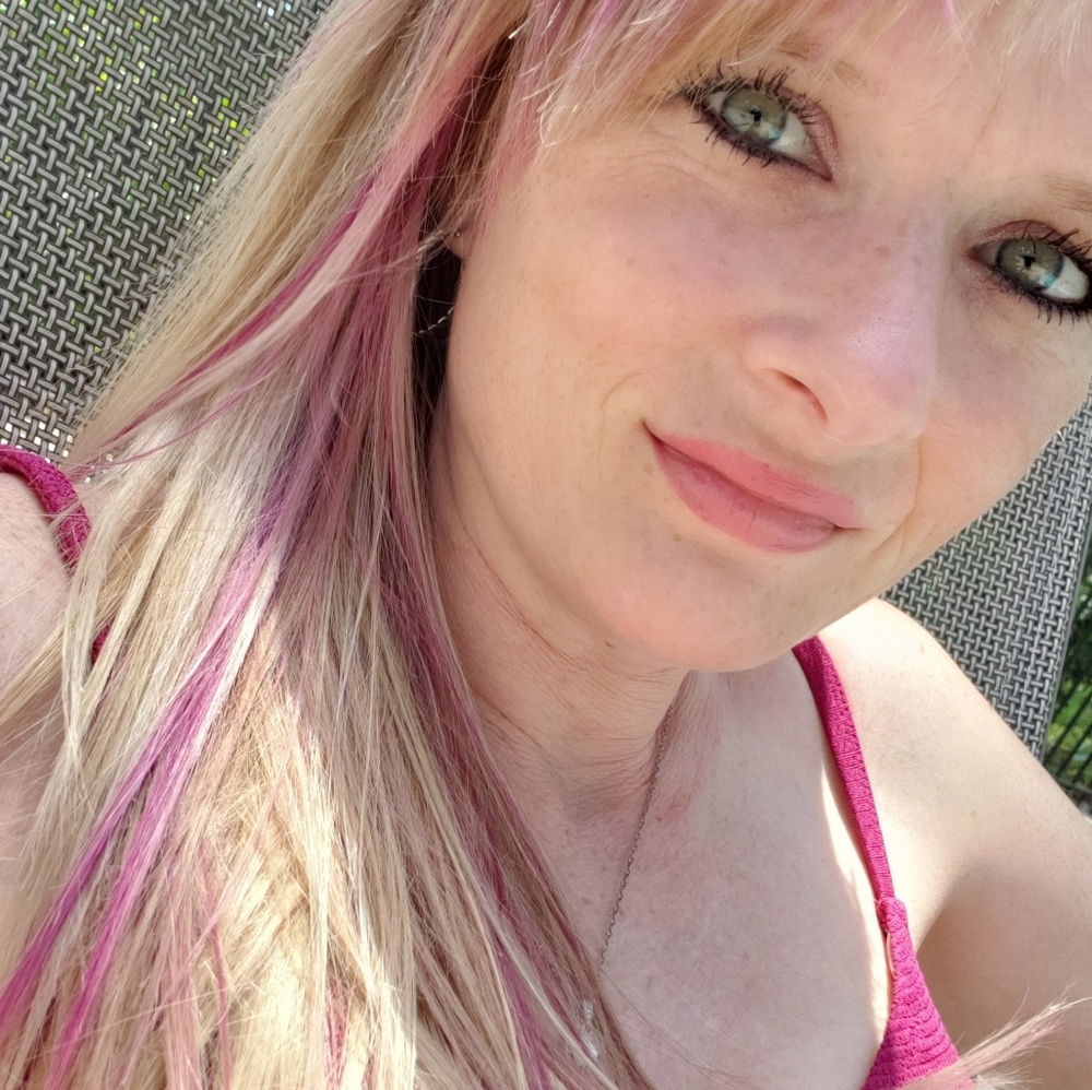 Meet your Posher, Melissa